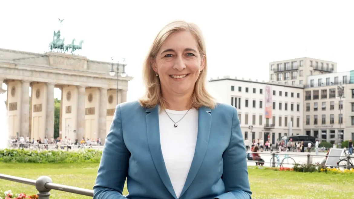Nina Warken: Without reform, long-term care insurance will remain a matter of restructuring 