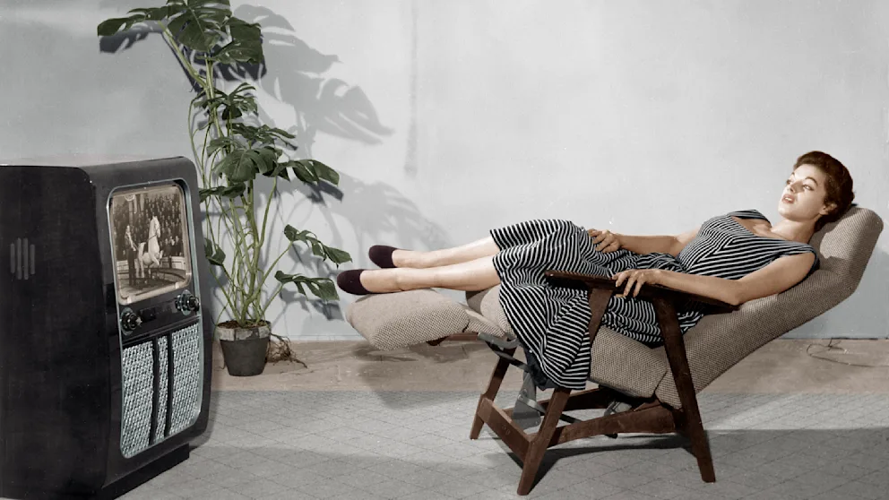 In the 1950s, Himolla received a US patent for television chairs and, with the Cumulus model, became the largest manufacturer of television chairs in Germany.
