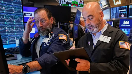 Cracks are appearing on Wall Street. 