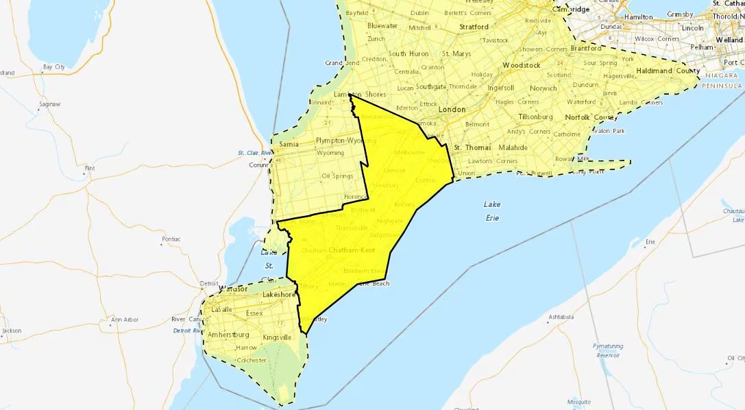 Environment Canada weather advisories and warnings as of 6:05 p.m., June 25, 2026. Areas in red are tornado warnings.