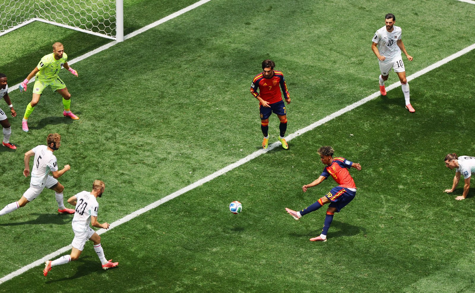 1783025712 262 Spain Austria live score and latest news Oyarzabals double