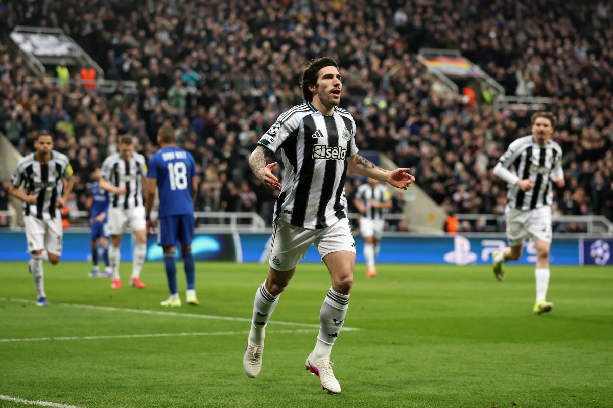 NEWCASTLE-UPON-TYNE, ENGLAND – FEBRUARY 24: Sandro Tonali from 
