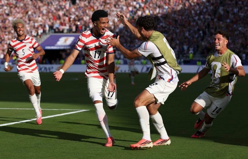 Folarin Balogun's red card will be hotly debated, but it revealed something in the US that can't be taken away 19 Malik Tillman (second from left) celebrates with his teammates after scoring a goal that gave the United States a 2-0 lead in a World Cup match against Bosnia and Herzegovina on Wednesday, July 1. The Americans won with this score and advanced to the 1/8 finals.