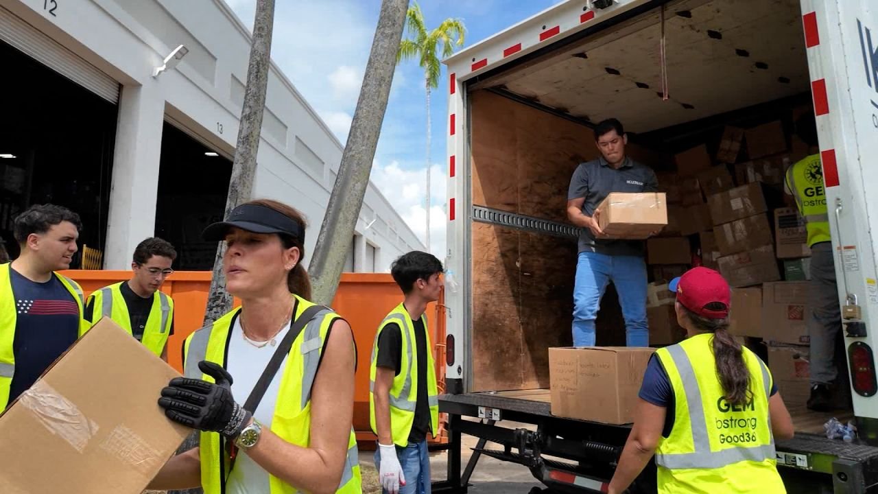 “Worst moment” for Venezuelans in the US: calls for the return of thermal power plants after increasing earthquakes 17 HELP VENEZUELA MIAMI.jpg
