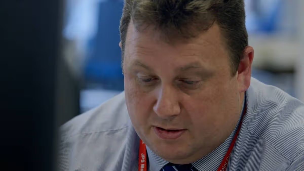 24 Hours in Police Custody issues warning as 'violent' episode returns to Channel 4 15 24 hours in police custody