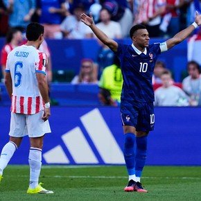 Mbappe: fever with Andres Cubas, Argentine insult of Junior Alonso and Tangana at half-time :: Ole 18 France won the battle with Paraguay and reached the quarterfinals
