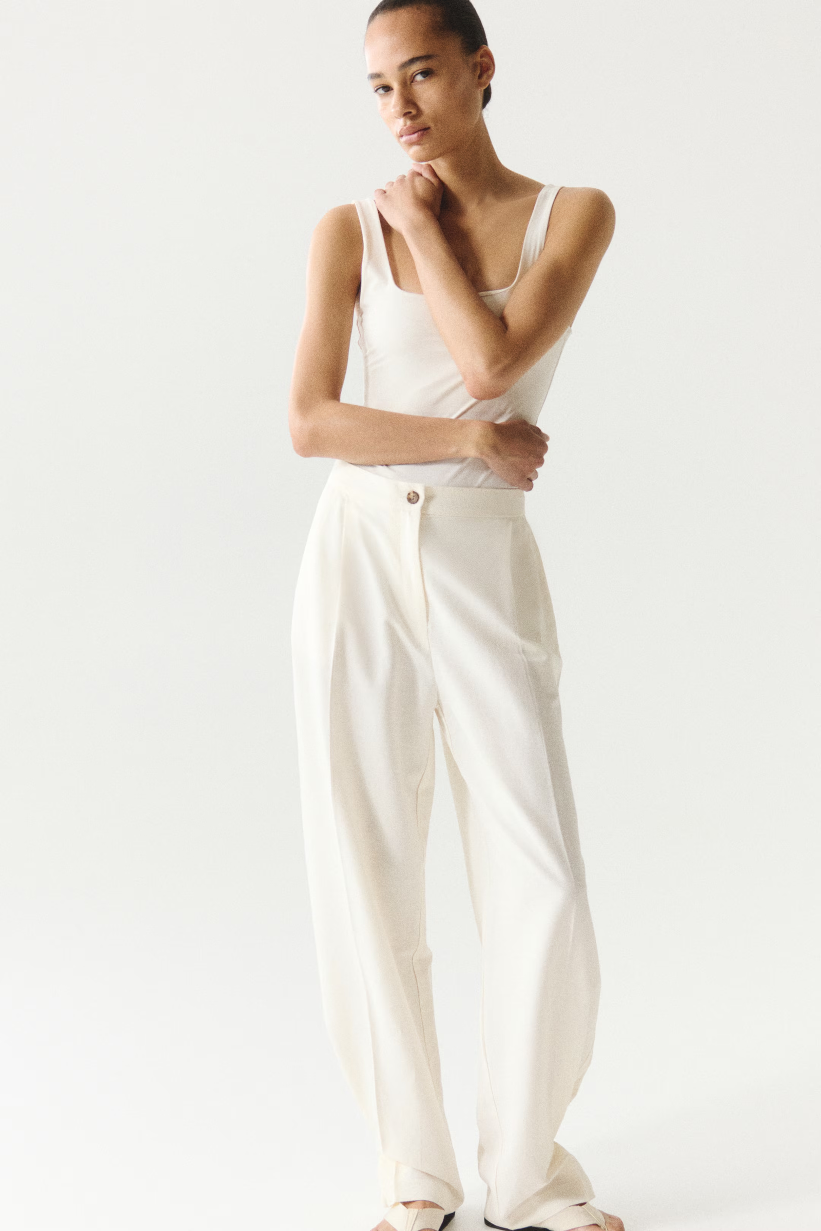 9 anti-trend purchases from H&M that will be sold out by August 37 H&M, Linen balloon trousers