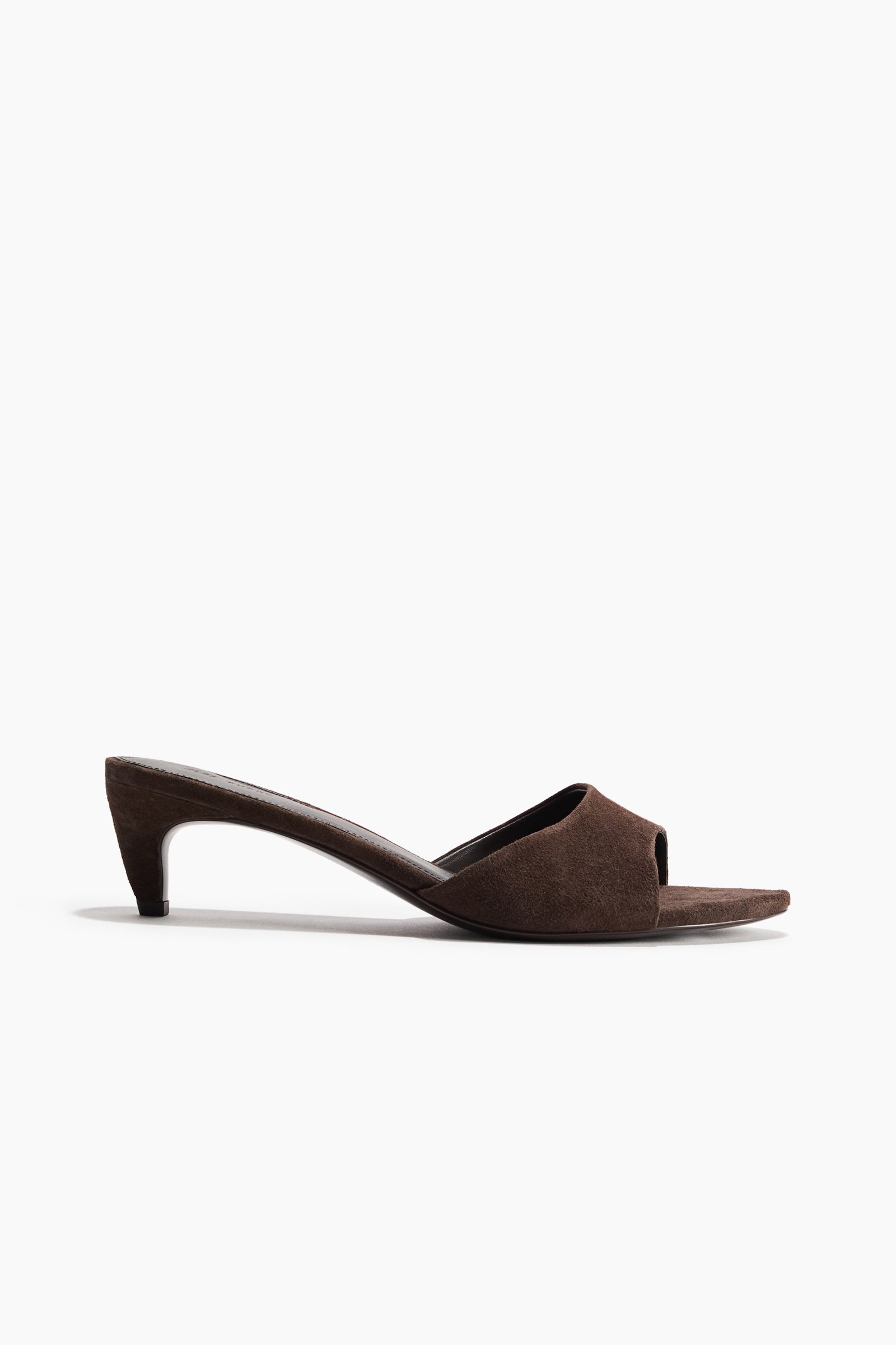 9 anti-trend purchases from H&M that will be sold out by August 42 Suede kitten heel mules