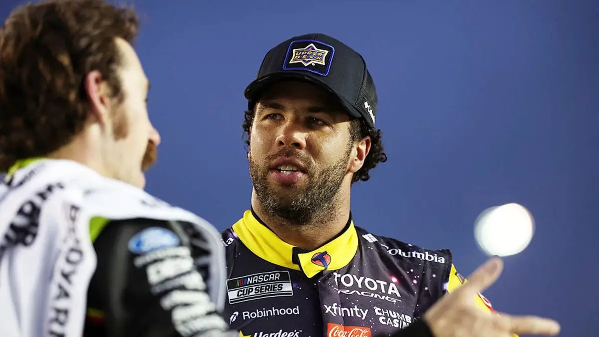 NASCAR winner's pro-American message gets everyone excited, Bubba Wallace's Fourth of July note and fans fight! 15 Bubba Wallace