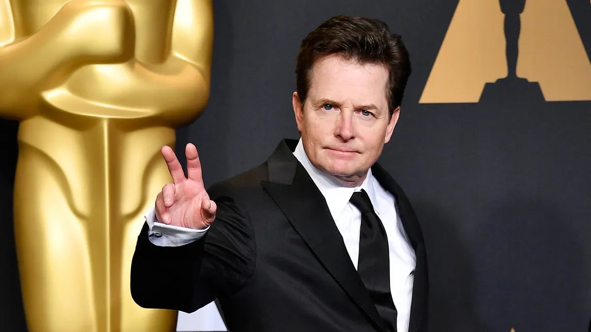 From Arnold Schwarzenegger to Sofia Vergara: stars who became US citizens 26 Michael J. Fox at the 2017 Oscars