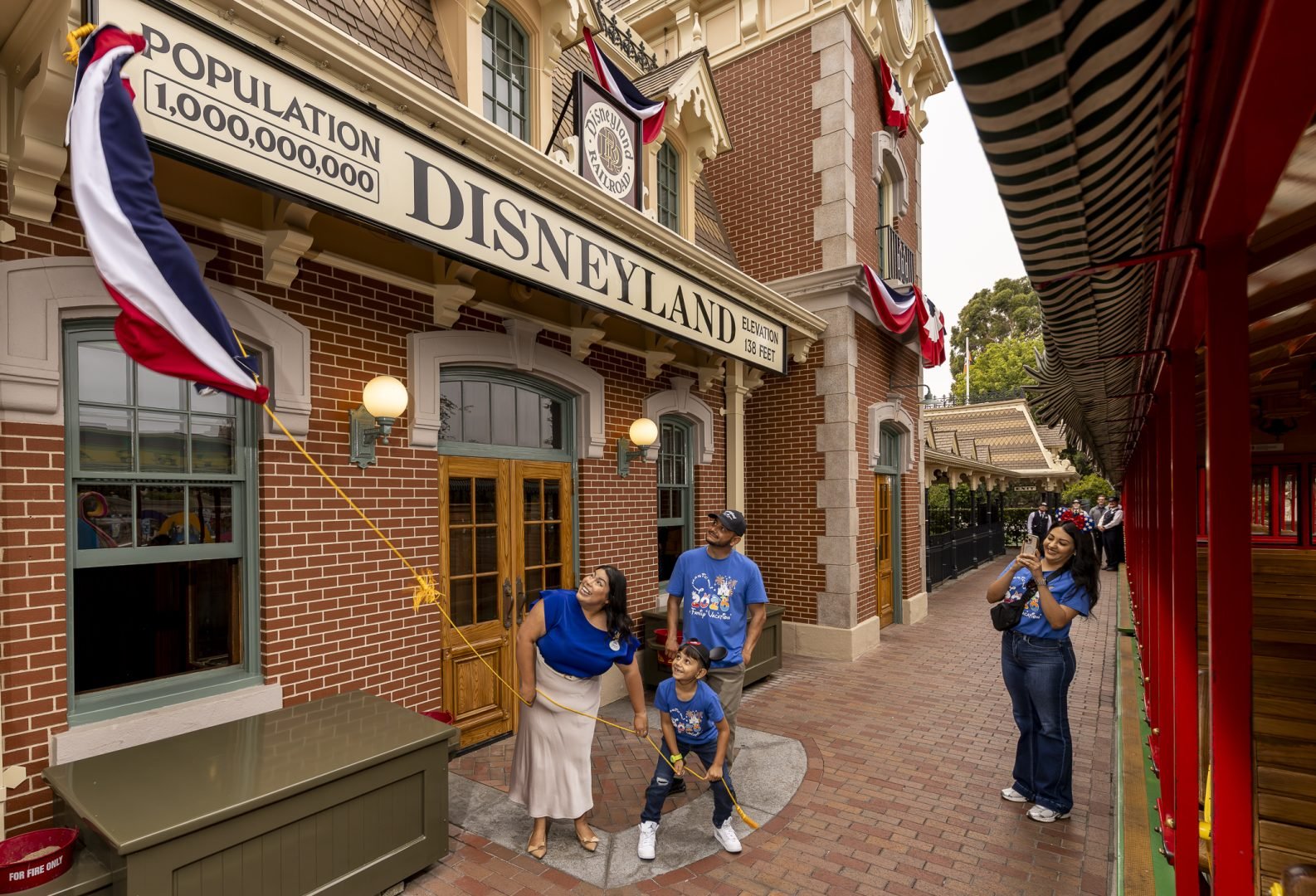 Disneyland welcomes its billionth guest 16 1783476319 828 Disneyland welcomes its billionth guest
