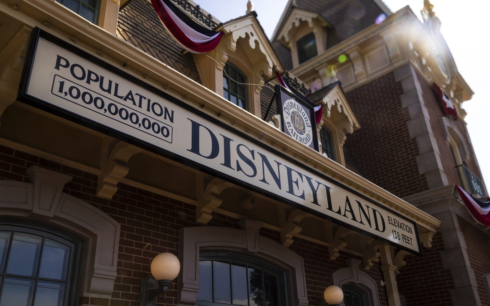 Disneyland welcomes its billionth guest 19 1783476319 876 Disneyland welcomes its billionth guest