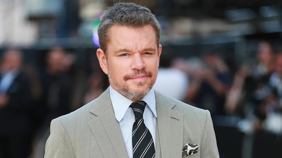 'Odyssey' Star Matt Damon Cut These Products for the Epic Movie 16 Matt Damon attends the Odyssey premiere at Odeon Luxe Leicester Square in London.