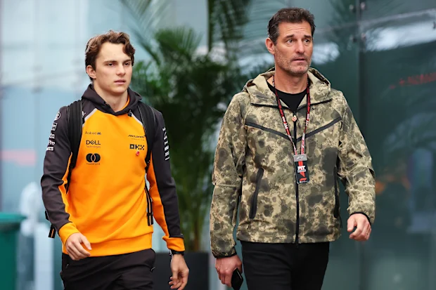 F1 2026 News: Oscar Piastri, Max Verstappen Shift Analysis, Update, Red Bull Racing, McLaren 15 Oscar Piastri of Australia and McLaren and Mark Webber arrive in the paddock before the sprint ahead of the Formula 1 Brazilian Grand Prix at Autodromo José Carlos Pace on November 8, 2025 in Sao Paulo, Brazil. (Photo by Hector Vivas/Getty Images)