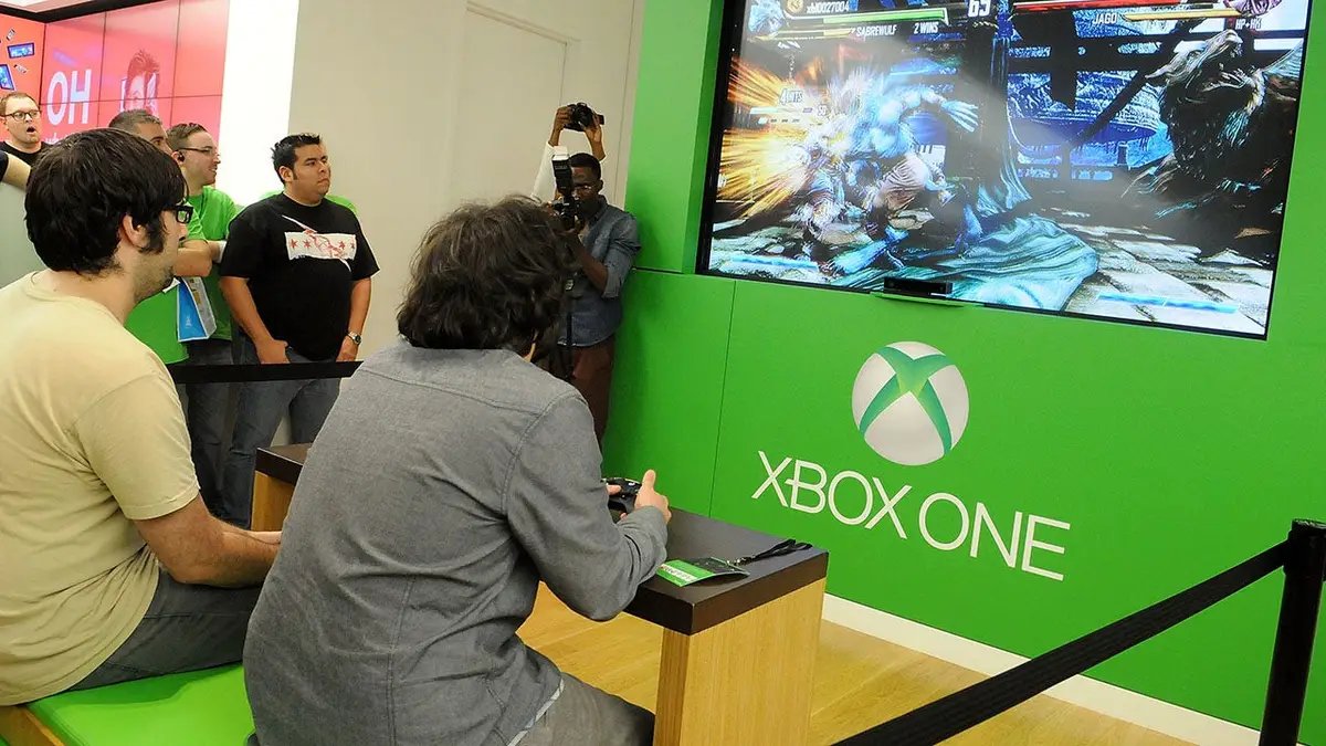 Microsoft approves thousands of H-1B visas while Xbox cuts 1,600 jobs 14 Xbox players