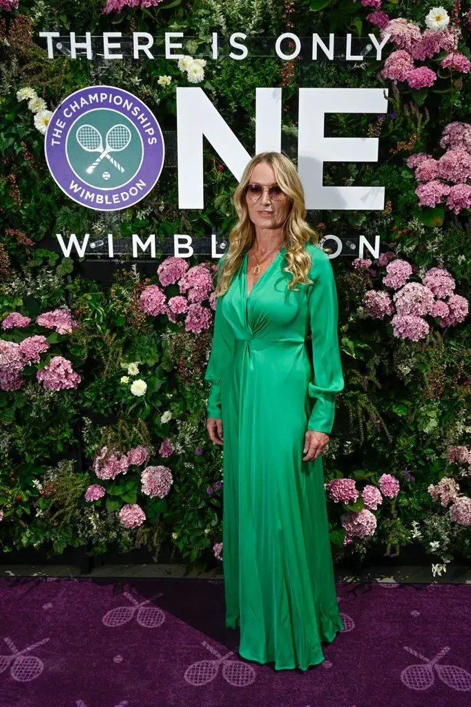 Victoria Smurfit in the arrival area at the 2026 championships,