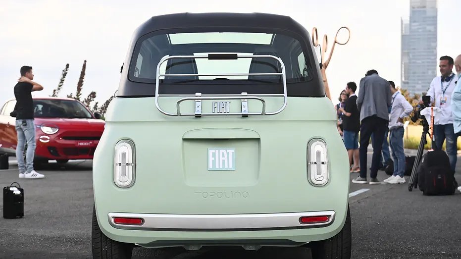 Tiny Fiat Topolino EV Enters US for Under $15K 14 Fiat Topolino