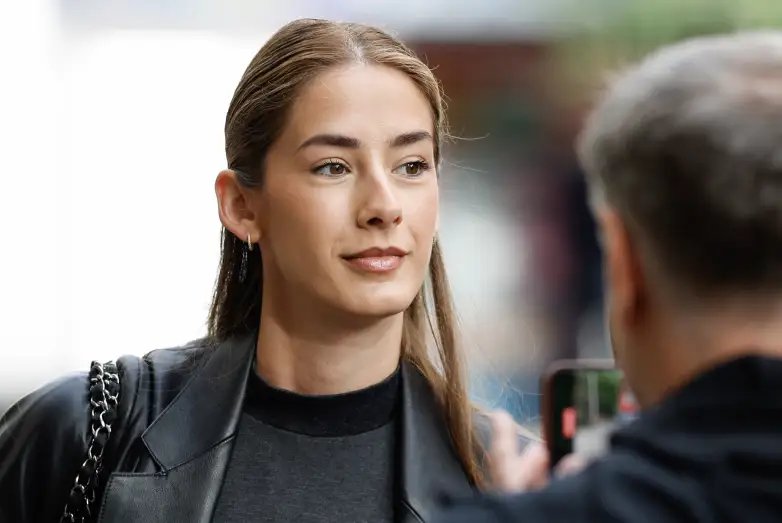 A photo of Alexander Zverev's daughter, girlfriend, appeared before Wimbledon 17 Brenda Patea