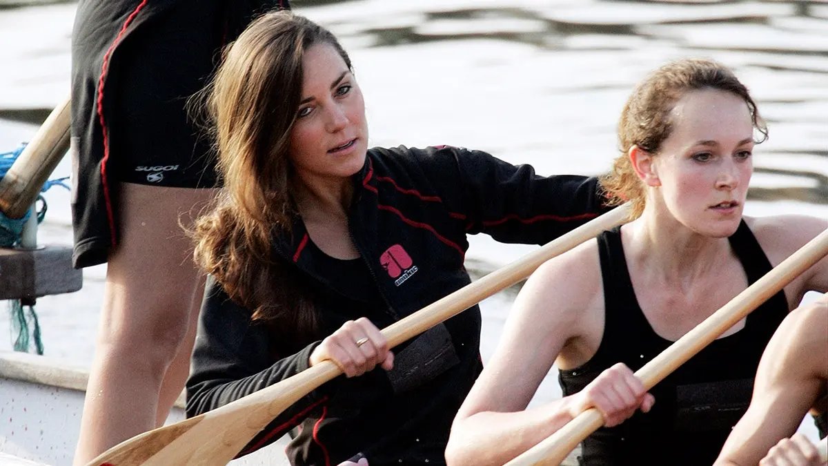 Prince William split from Kate Middleton in 2007, author says 39 Kate Middleton works out on the River Thames.