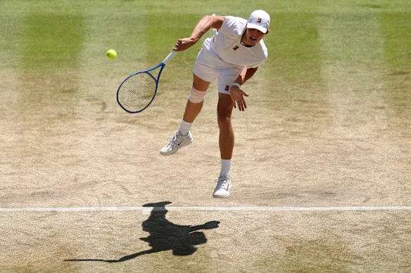 Hewitt played three sets for the first time this week.