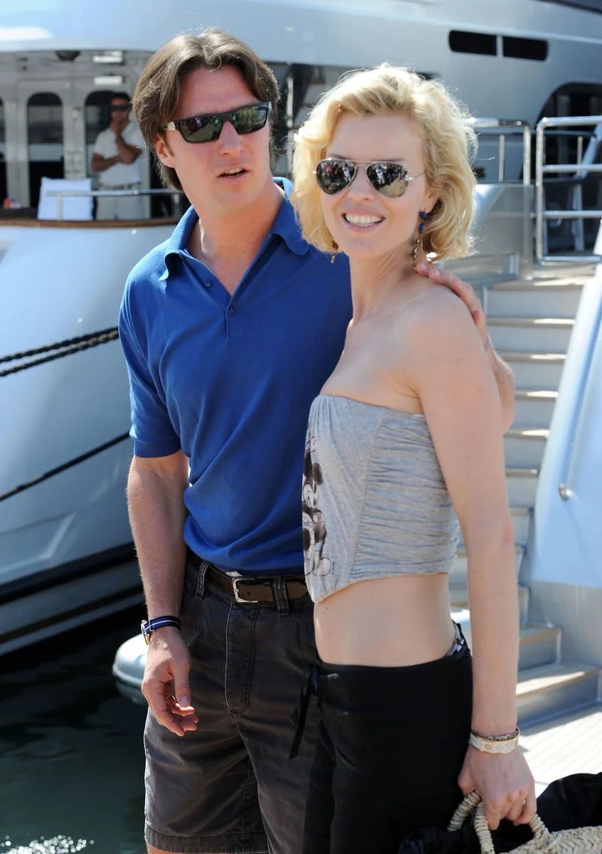 After 25 years of marriage and three children, Eva Herzigova and Giorgio Marciai celebrated their long-awaited wedding with an intimate ceremony in Turin.