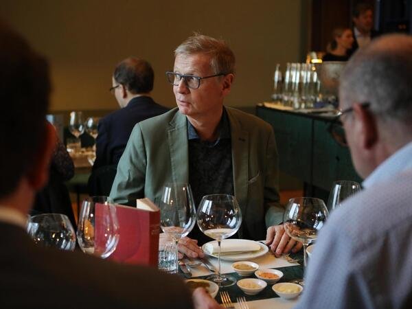 Press dinner at the new restaurant Villa Kellermann in Potsdam from star chef Tim Raue. The villa belongs to TV presenter Günter Jauch (photo).