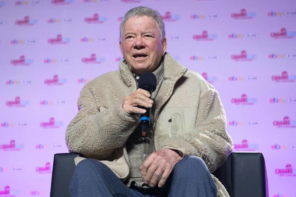 A new young photo of a Star Trek legend on the seaside has fans wondering 15 William settled into a comfortable chair to answer questions from his fans.