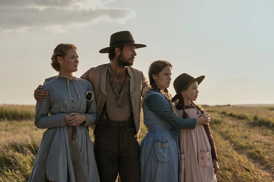 Crosby Fitzgerald as Caroline Ingalls, Luke Bracey as Charles Ingalls, Skywalker Hughes as Mary Ingalls and Alice Halsey as Laura Ingalls 