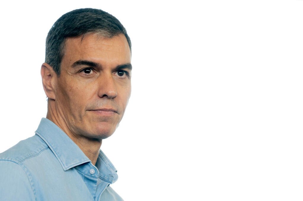 The court deprived the brother of the president of the Spanish government of the right to hold public office 13 Spanish Government President Pedro Sanchez visits the area of a forest fire that killed 13 people in southern Spain on July 13, 2026 in Turre, in the Andalusian province of Almeria.