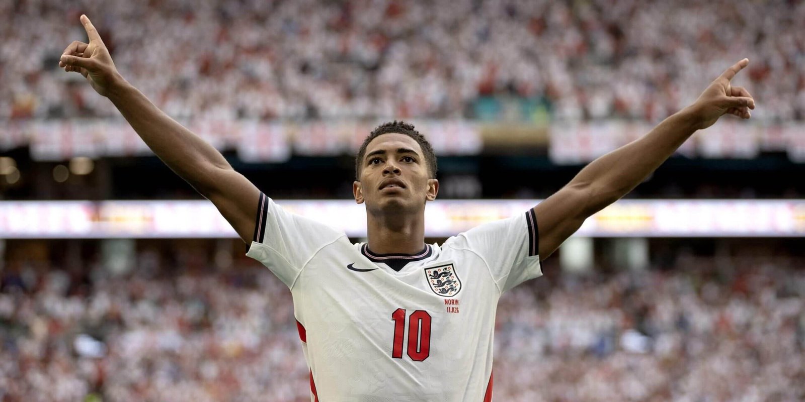 World Cup predictions, semi-finals: France vs. Spain and England vs. Argentina 15 Jude Bellingham extends his arms in celebration