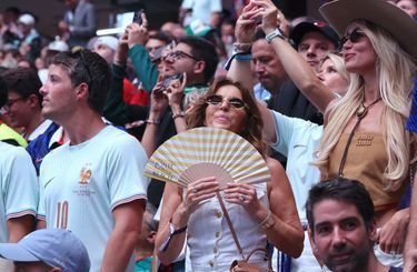 A painful end to the World Cup for Didier Deschamps: his son Dylan sends him an emotional message 13 Claude Deschamps, Dylan Deschamps and his wife Matilda during the France-Spain match at Dallas Stadium in Arlington, Texas on July 14, 2026.