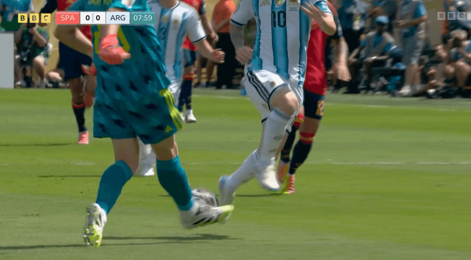 Unai Simon is a record holder and Golden Glove winner. That's what makes Spain's goalkeeper so good 23 1784557212 432 Unai Simon is a record holder and Golden Glove winner