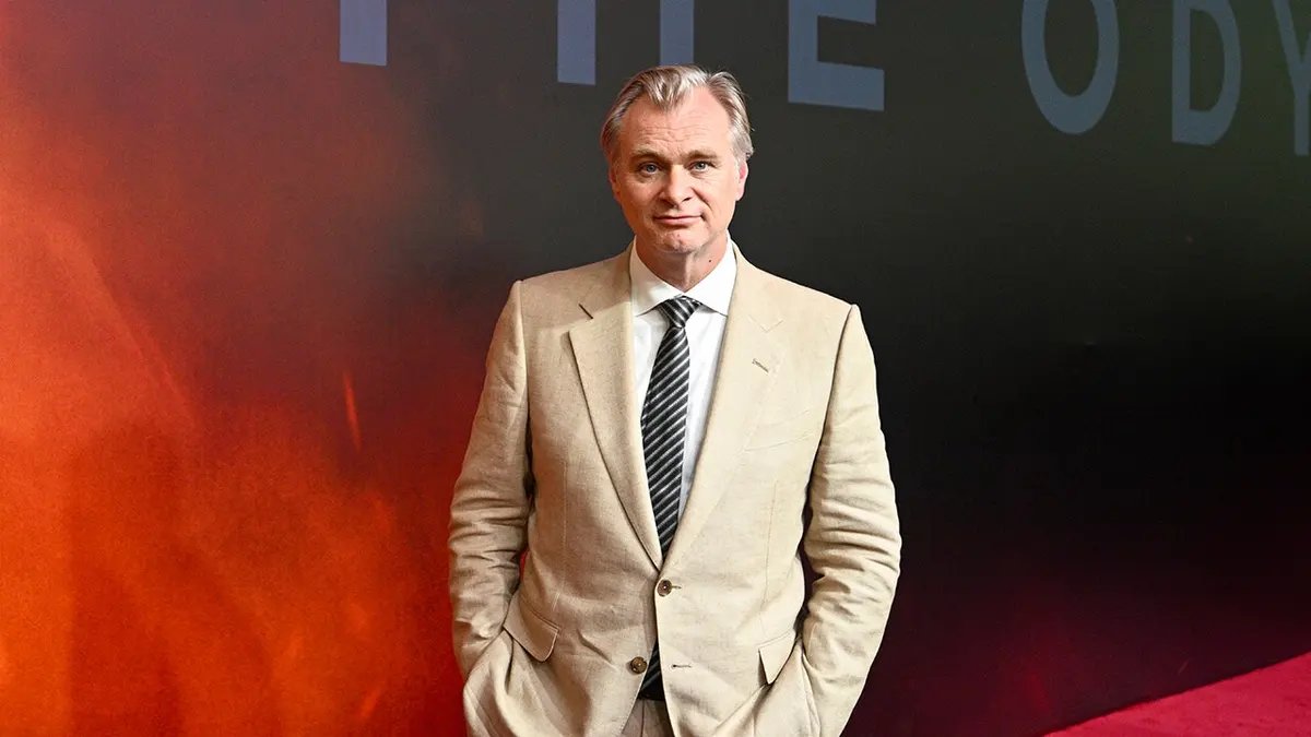 Elon Musk plans to create an AI version of "Odyssey" after criticism of Nolan's casting 15 Christopher Nolan attends the premiere of