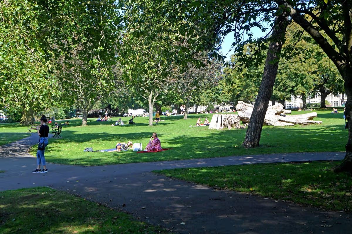 A Victorian park in Bristol with a children's pool, ideal for hot weather. 14 A Victorian park in Bristol with a childrens pool ideal