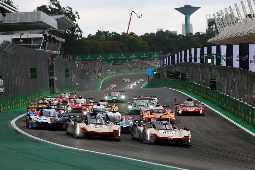Start of the 6 Hours of Sao Paulo.