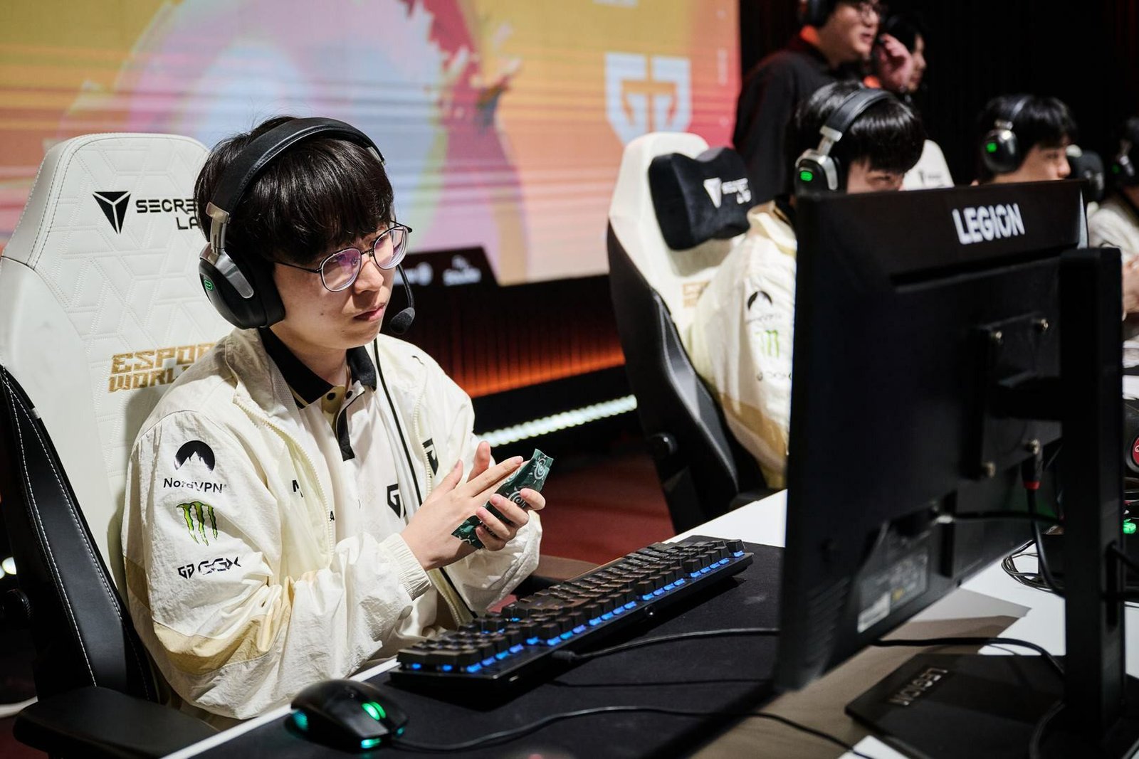 League of Legends League of Legends: Clash of Fates