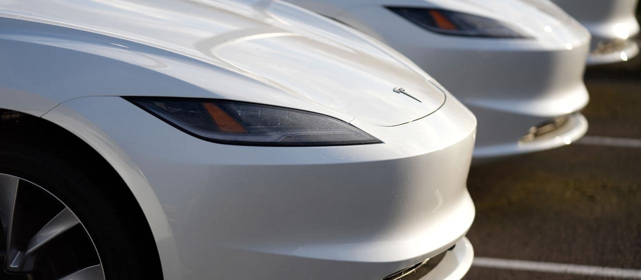 Tesla Neuwagen | photo alliance / ASSOCIATED PR new tesla car