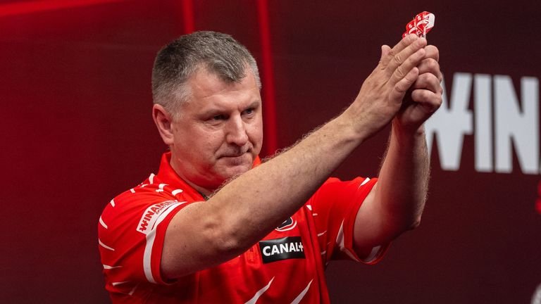 European Darts Open: Krzysztof Ratajski defeats Jermaine Wattimena to claim title ahead of World Matchplay | Darts News 13 Krzysztof Ratajski celebrates victory in Leverkusen (Sebastian Doppstadt/PDC Europe)