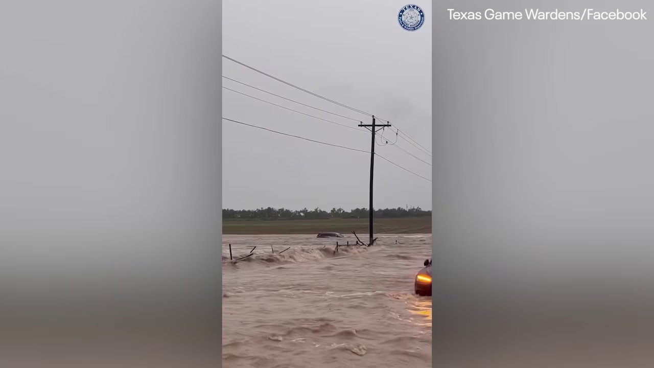 Flash floods in Texas: Abbott declares disaster in 59 counties 15 Floodwaters rage through parts of Texas