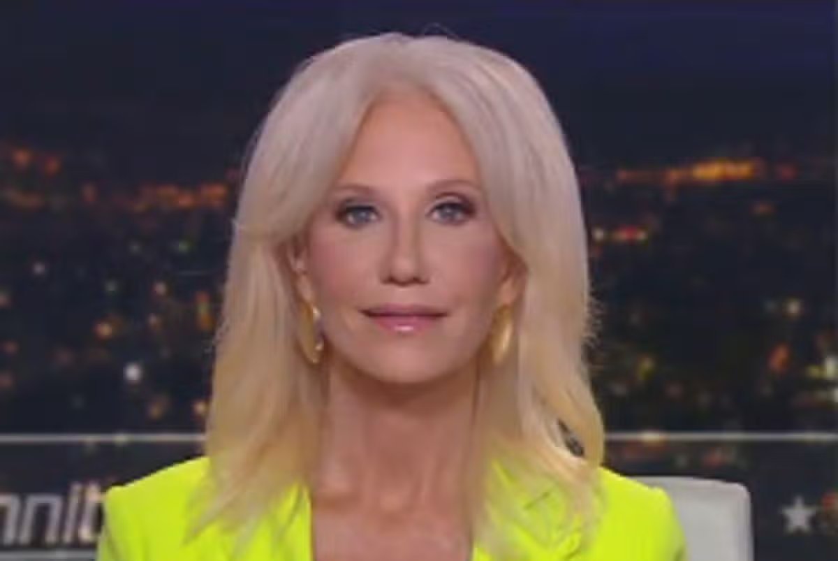 Fox News viewers joked that the host "described Donald Trump perfectly" after his "predator" rant 12 Kellyanne Conway