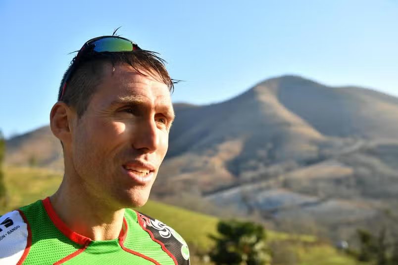 The French ultratrailer spends calories training that he doesn't absorb and experiences starvation and bouts of hyperphagia every two months.