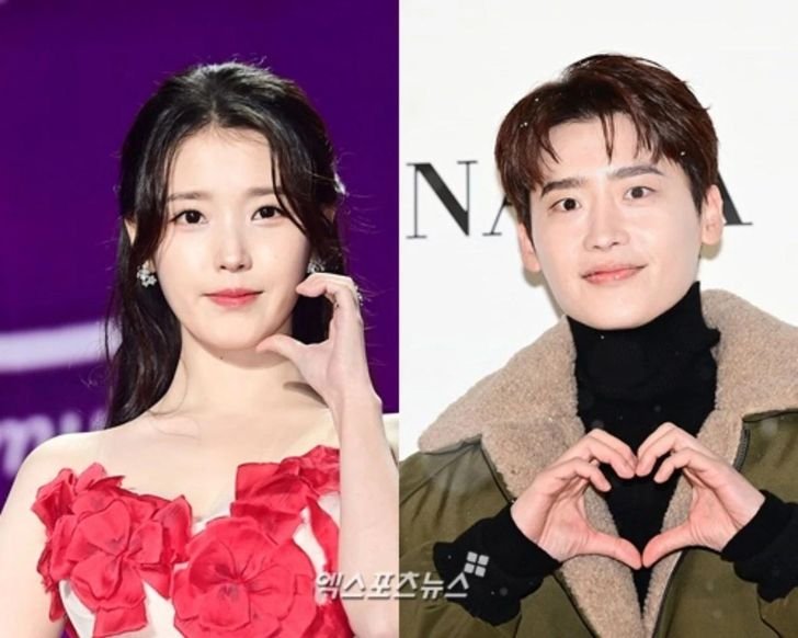 IU (left) and Lee Jong Suk / Xportsnews