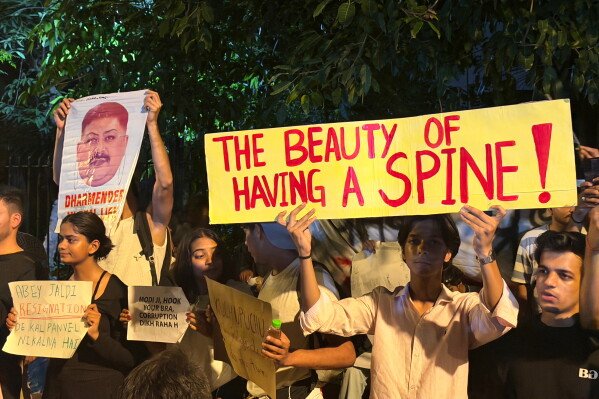 Indian 'Cockroach' protesters use memes and humor to challenge Modi 14 Protesters take part in a demonstration demanding education reform as part of the ongoing Tarakan Janta Party protest movement in New Delhi, India, Thursday, July 23, 2026. (AP Photo/Verda Subzwari)