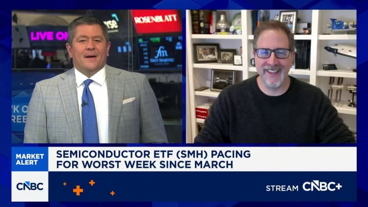 Bernstein's Stacy Rasgon: 