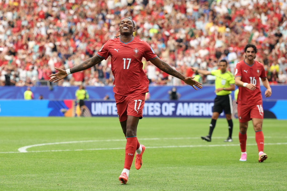 Leao appears on Tottenham shortlist after informal talks with Milan 13 HOUSTON, TEXAS – JUNE 23: Rafael Leao #17 of Portugal celebrates scoring his team's fifth goal during the 2026 FIFA World Cup Group K match between Portugal and Uzbekistan at Houston Stadium on June 23, 2026 in Houston, Texas. (Photo by Charlotte Wilson/Getty Images)