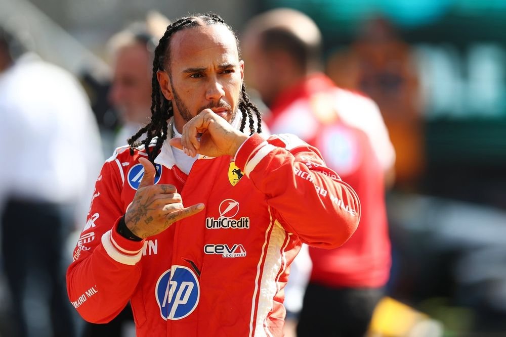 Lewis Hamilton still avoids Ferrari's F1 simulator: 'It helped me a lot' 11 Lewis Hamilton, Ferrari