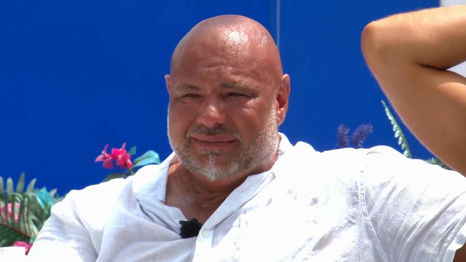 Lorenzo was visited by his father on Love Island 2026.