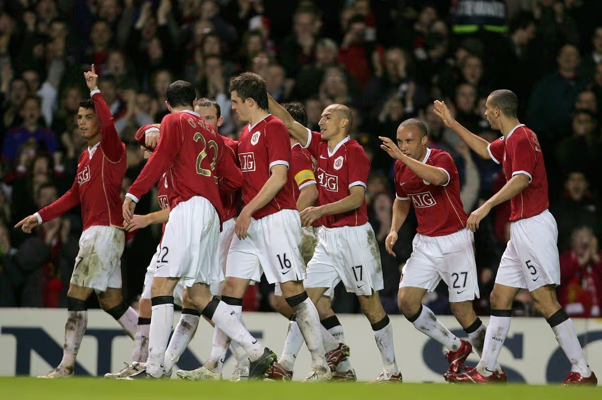 Michael Carrick received a third offer from the former Manchester United player to return to the club 15 Henrik Larsson celebrates an important goal against Lille in the Champions League