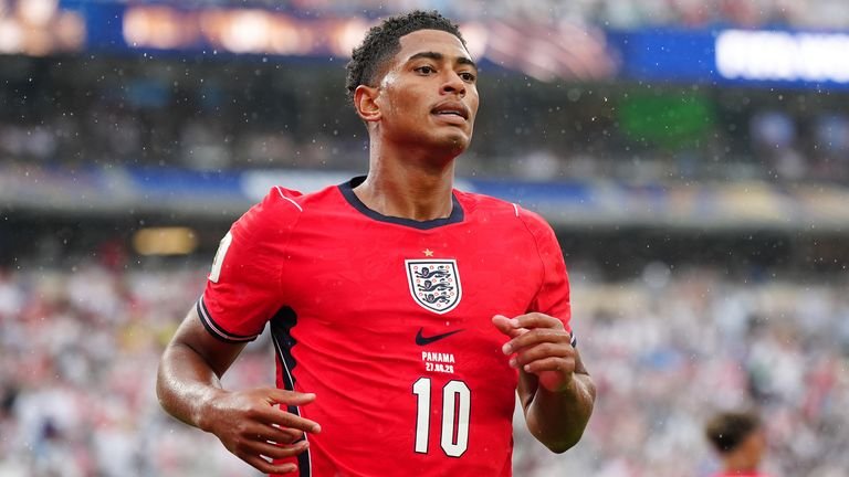 Paul Merson: Jude Bellingham's deeper role has caused Thomas Tuchel a midfield headache ahead of DR Congo | Football news 17 Jude Bellingham in action for England against Panama
