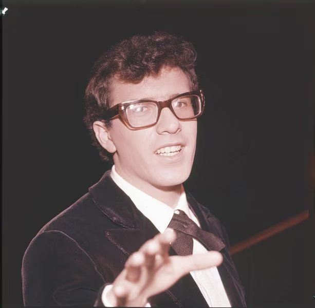 Peppino di Capri, one of the last great singers of Italian song of the twentieth century, has died. 13 Peppino Di Capri